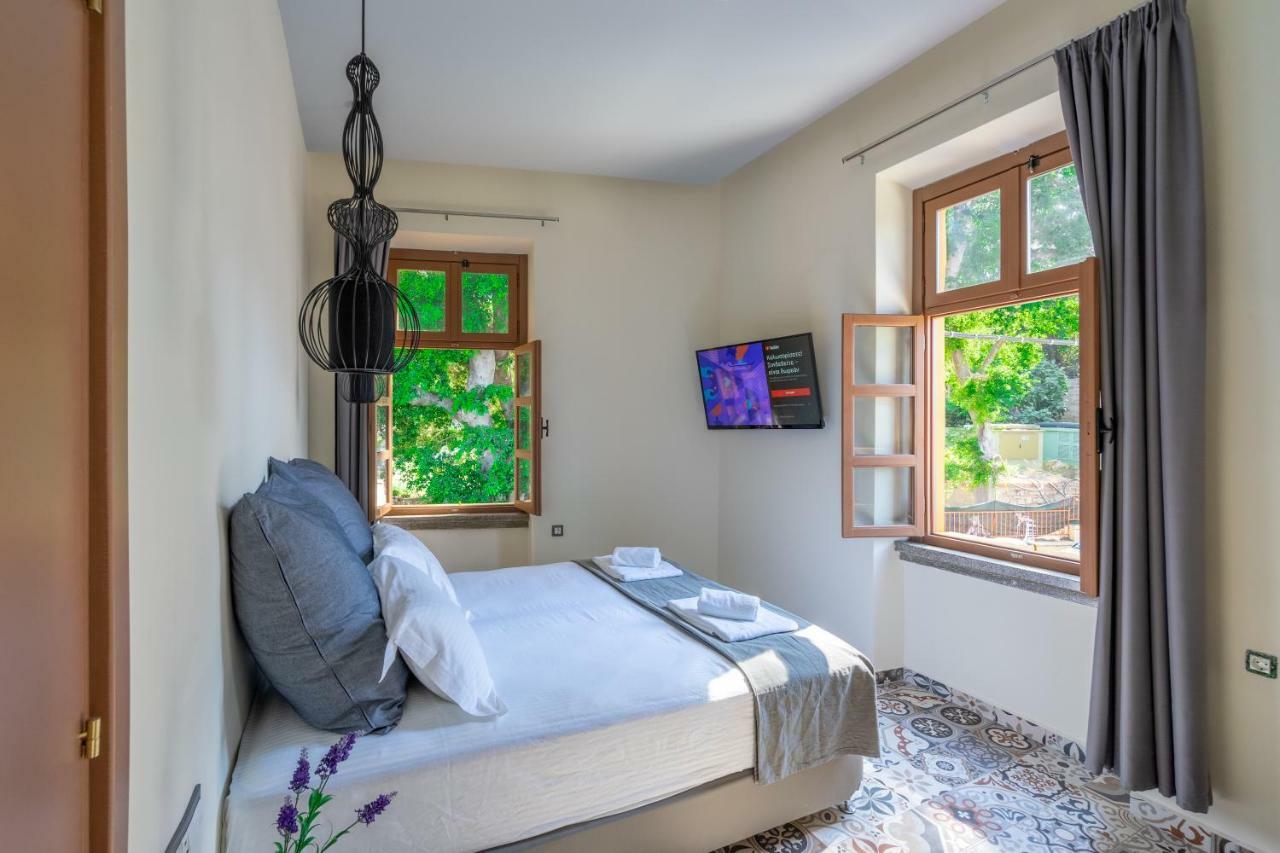 Rhodes City Casa Poli Suites מראה חיצוני תמונה